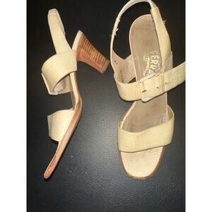 FERRAGAMO CREAM ALLIGATOR LEATHER STRAPPY STACK HEELED SANDALS 7.5N